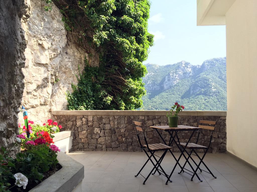 Adagio * Ravello